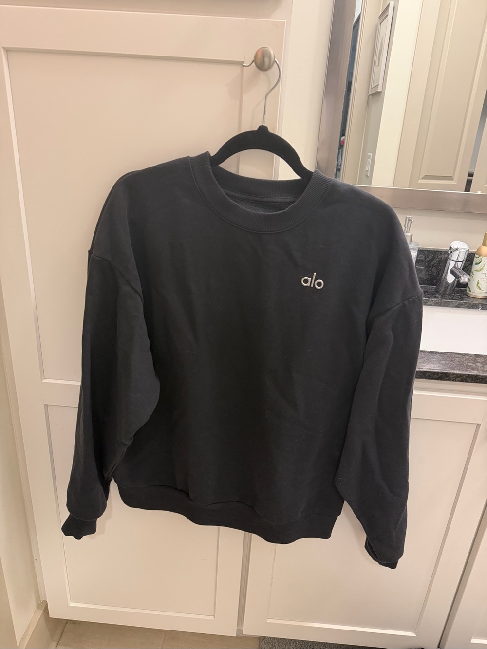 ALO Unisex Accolade Crew